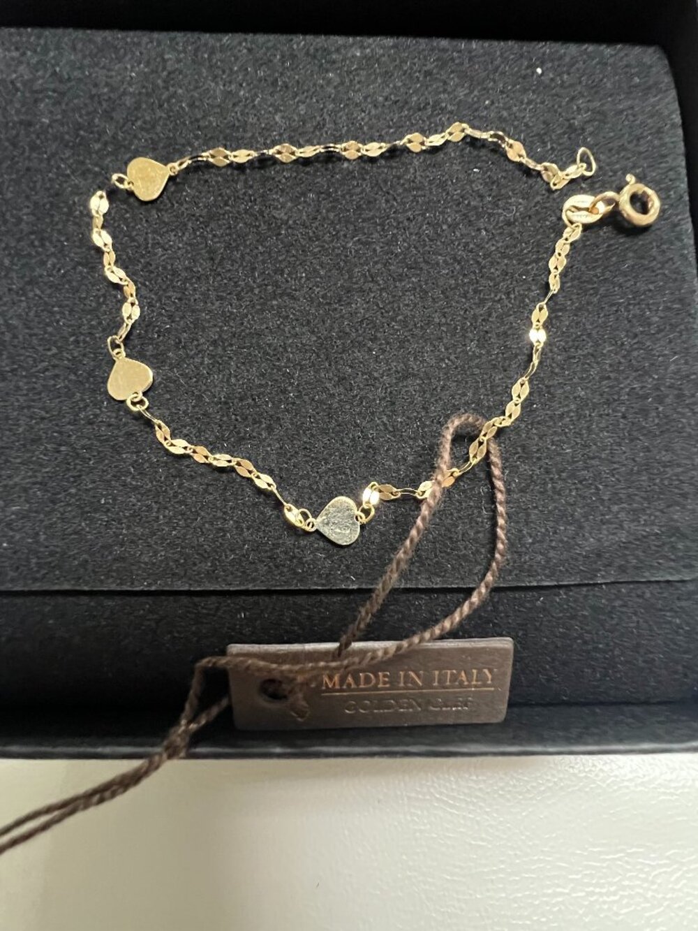 Italian 10K Gold Mirror Link Chain Bracelet with Heart Charms - Golden Clef